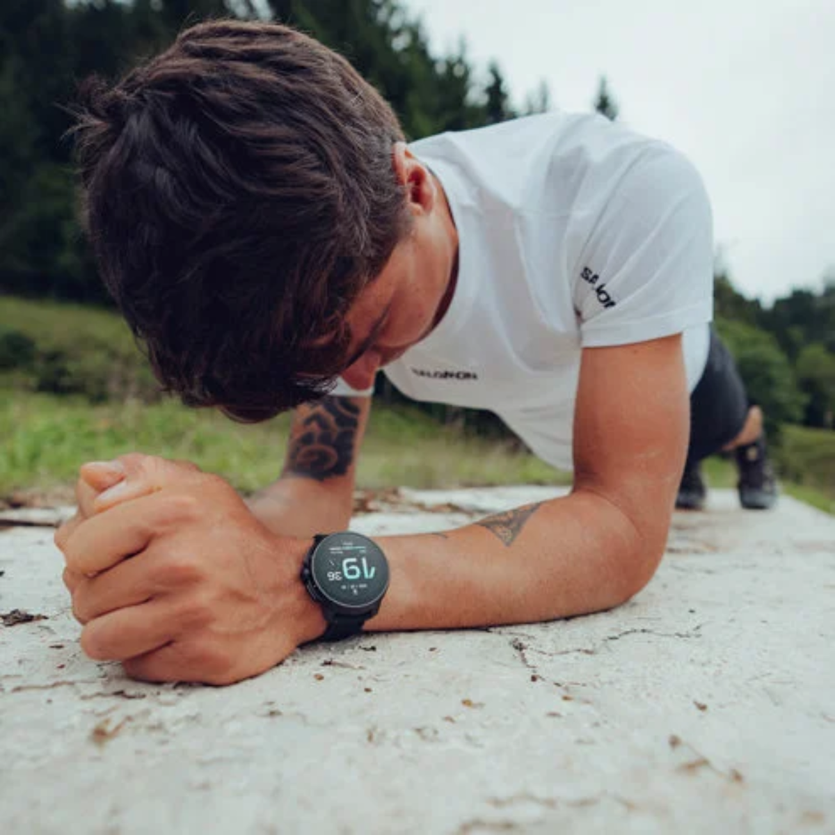 Suunto Race