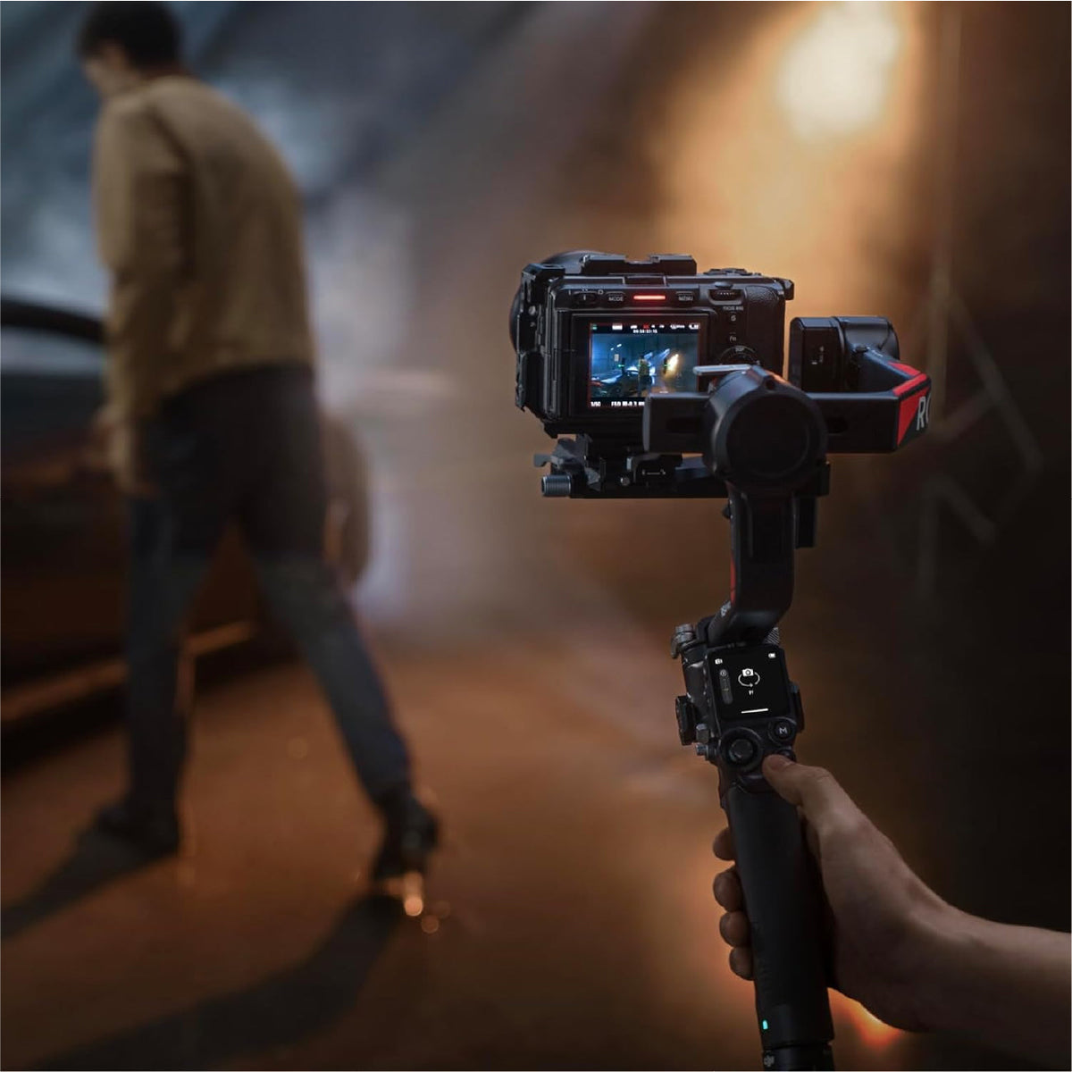 DJI RS 4 Pro Camera Gimbal Stabilizer