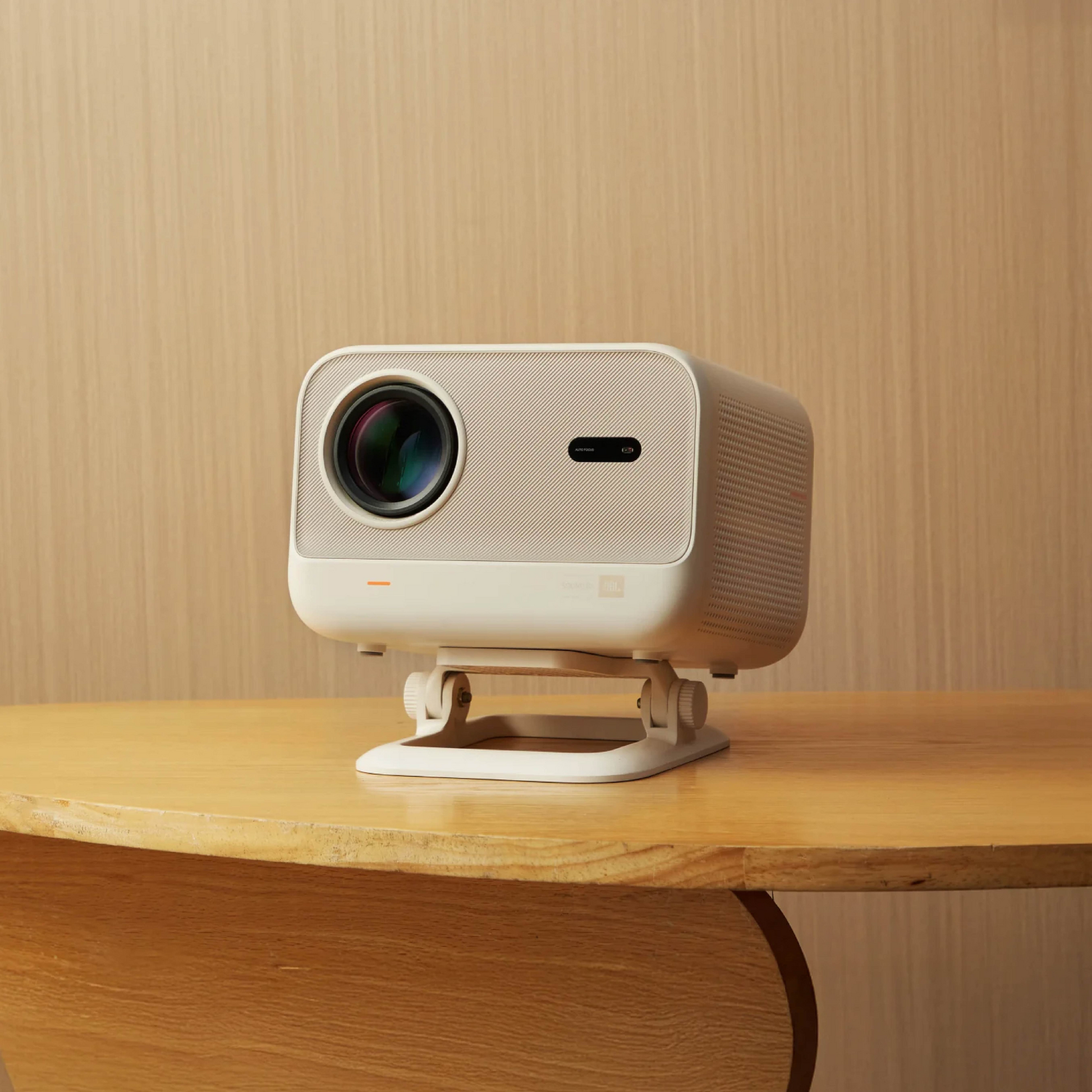 Yaber L2 Plus Entertainment Projector with Auto Keystone Correction