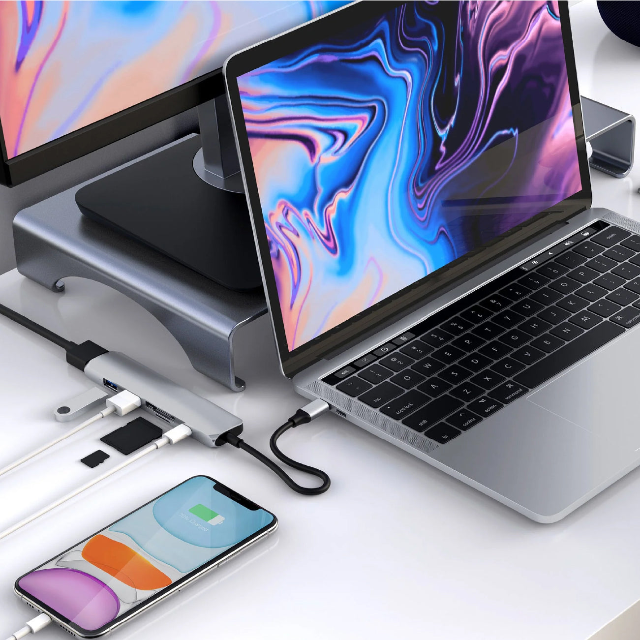 HyperDrive BAR 6-in-1 USB-C Hub Silver
