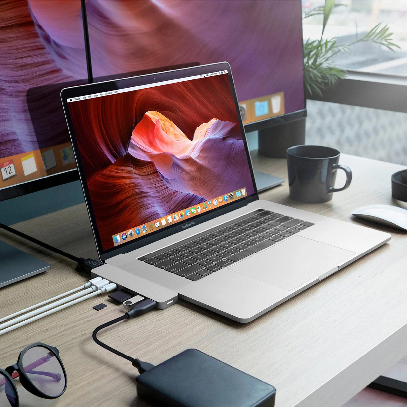 HyperDrive PRO 8-in-2 Hub for USB-C MacBook Pro/Air Silver