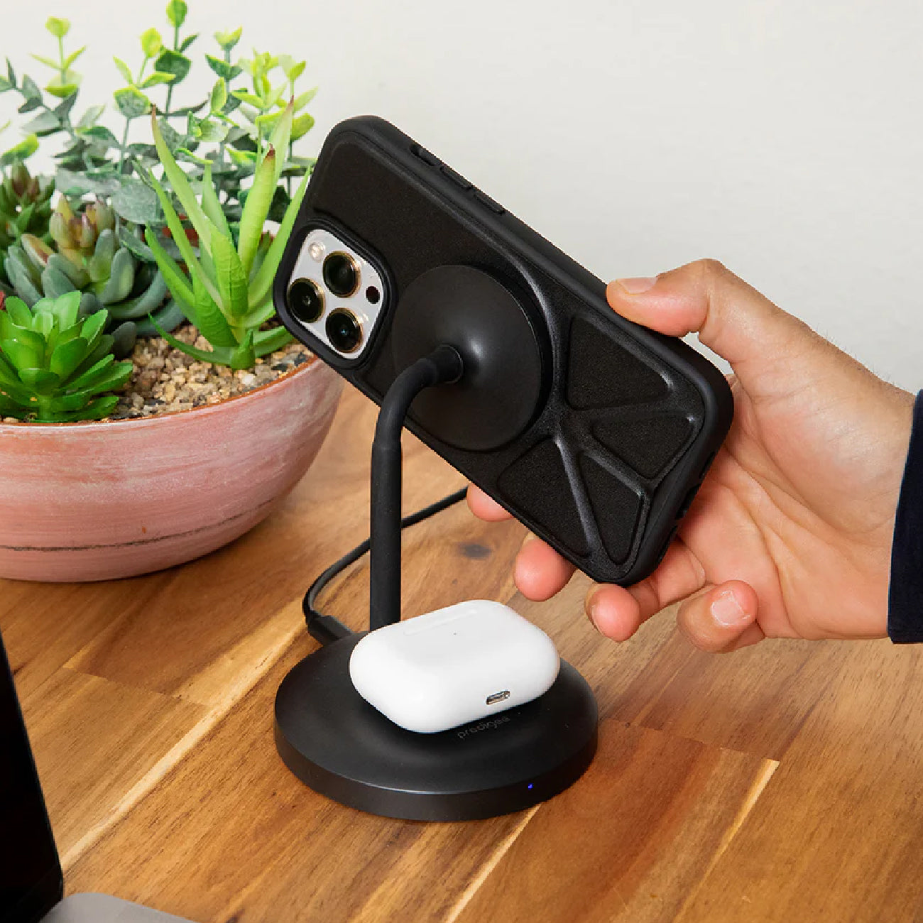 Prodigee Mag Station 2-in-1
