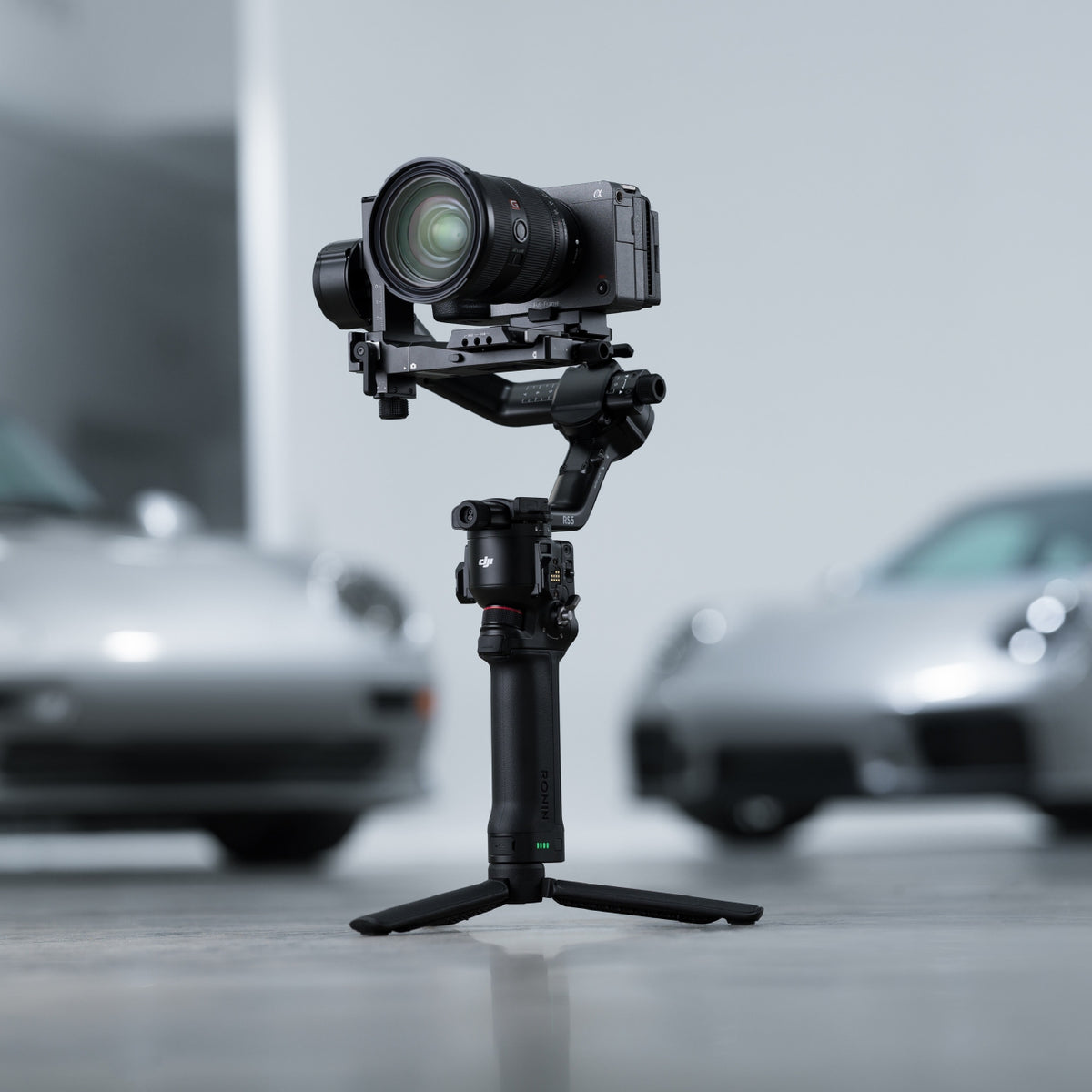 DJI RS 5 Camera Gimbal Stabilizer