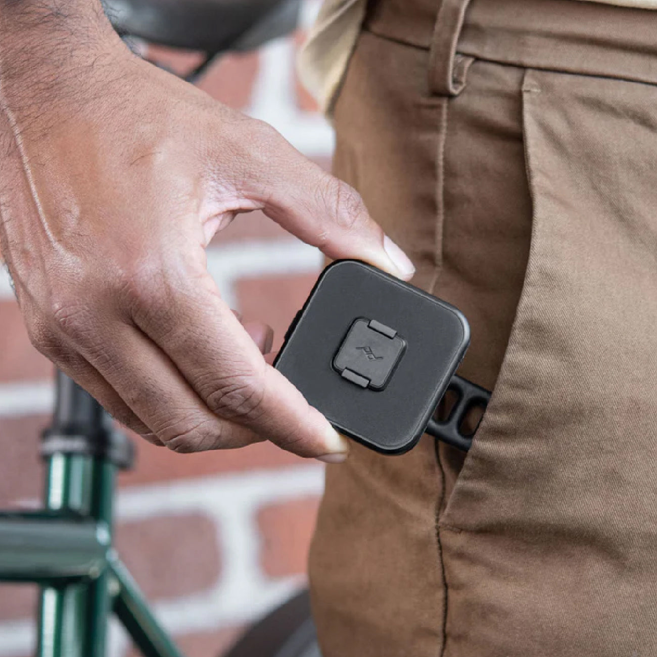 Peak Design Universal Bar Mount