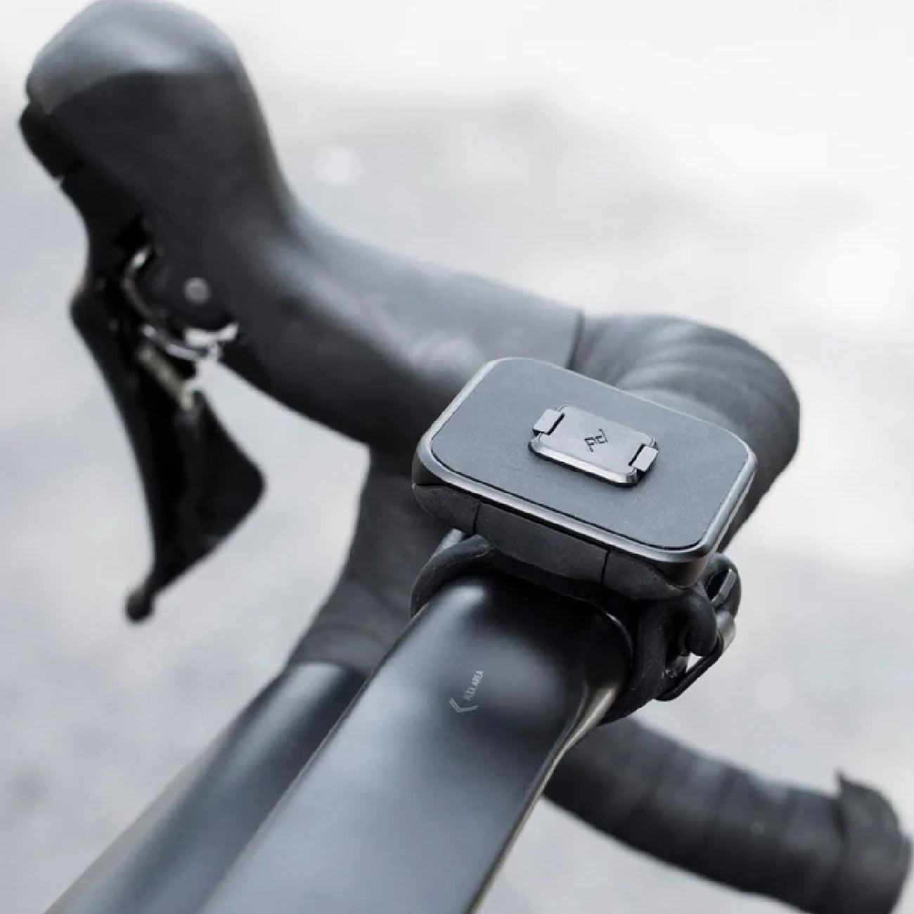 Peak Design Universal Bar Mount