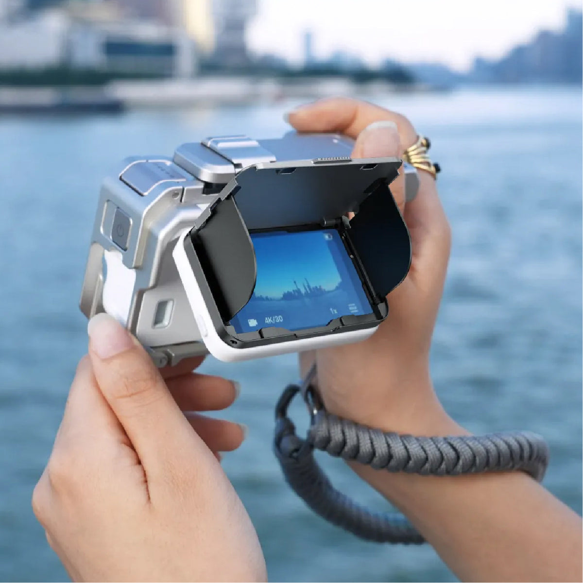 Screen Hod Insta360 Ace Pro 2 / Ace Pro Flip Screen Hood – Urban Gadgets