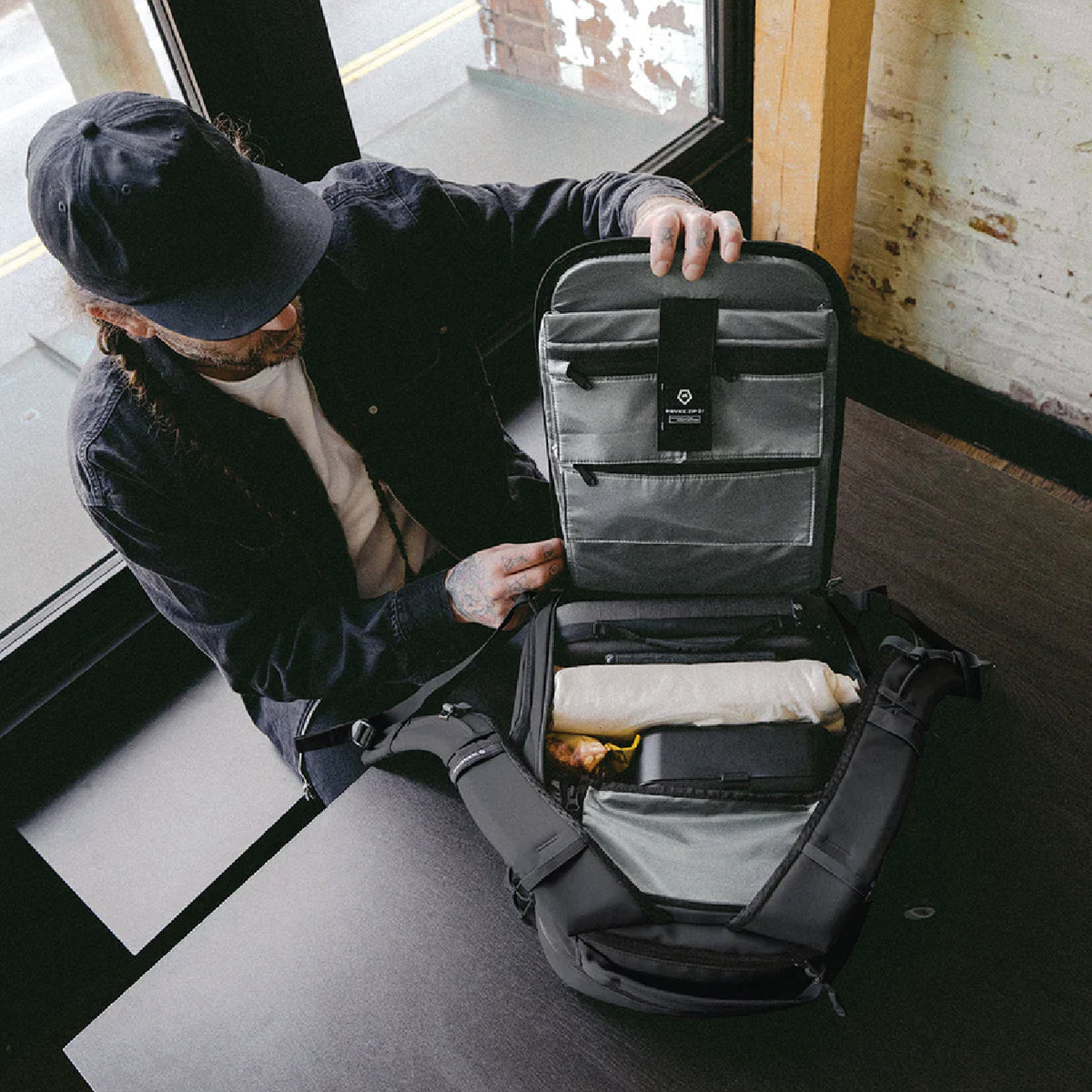 WANDRD PRVKE V4 21L Zip Bag