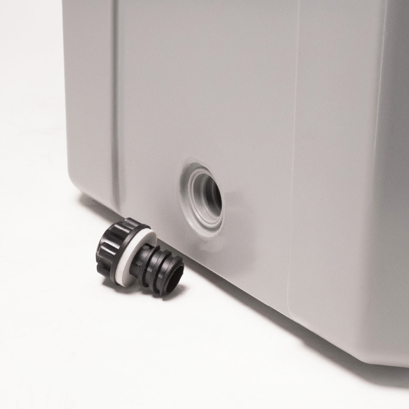 Raptor Cooler Arctic Hand Carry 45 drain removed