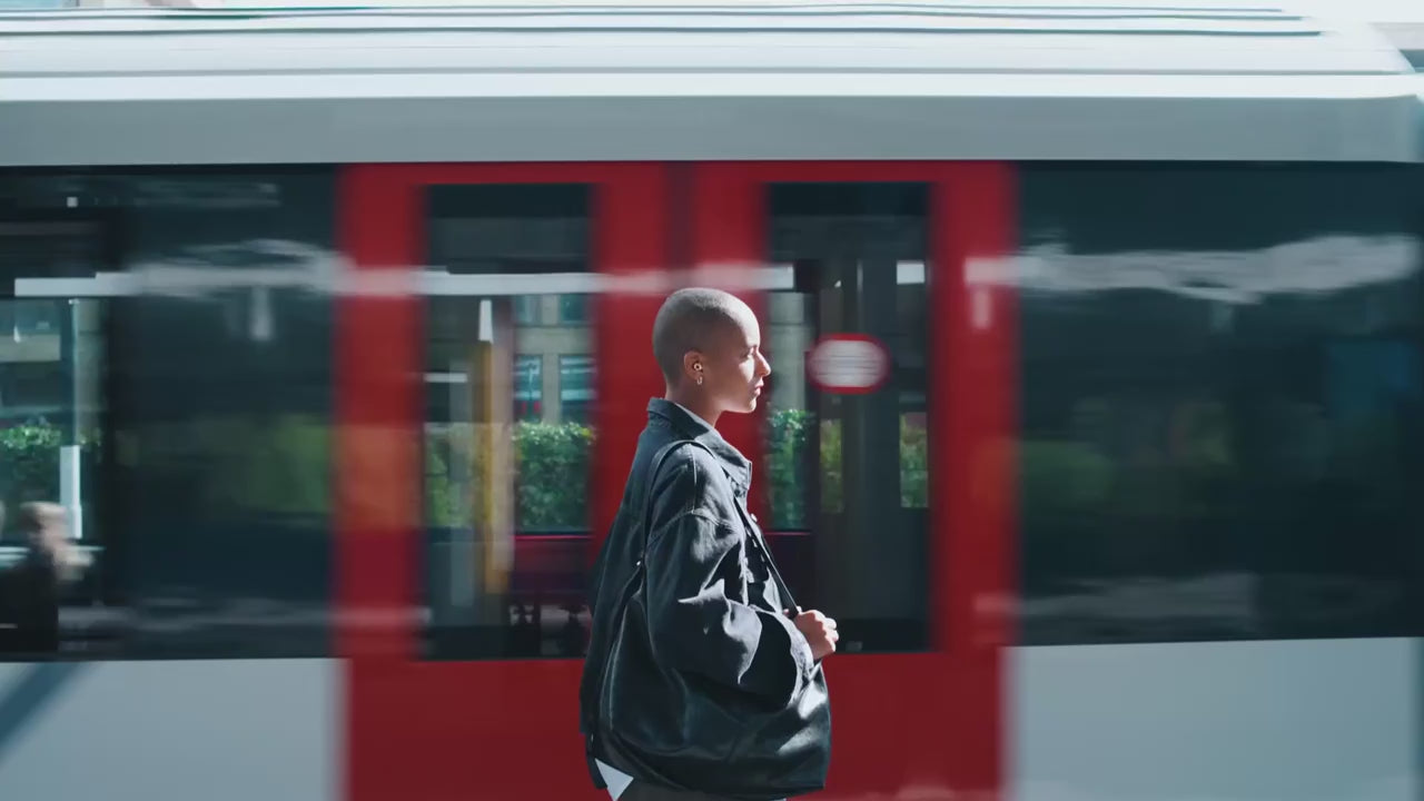 Load video: LOOP Switch 2 Emerald Earplugs