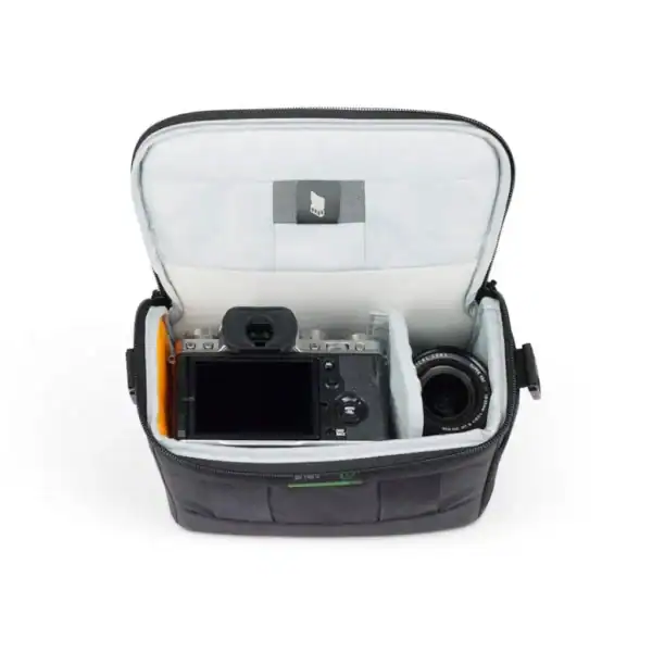 Lowepro Adventura SH140 III Black - Image 2